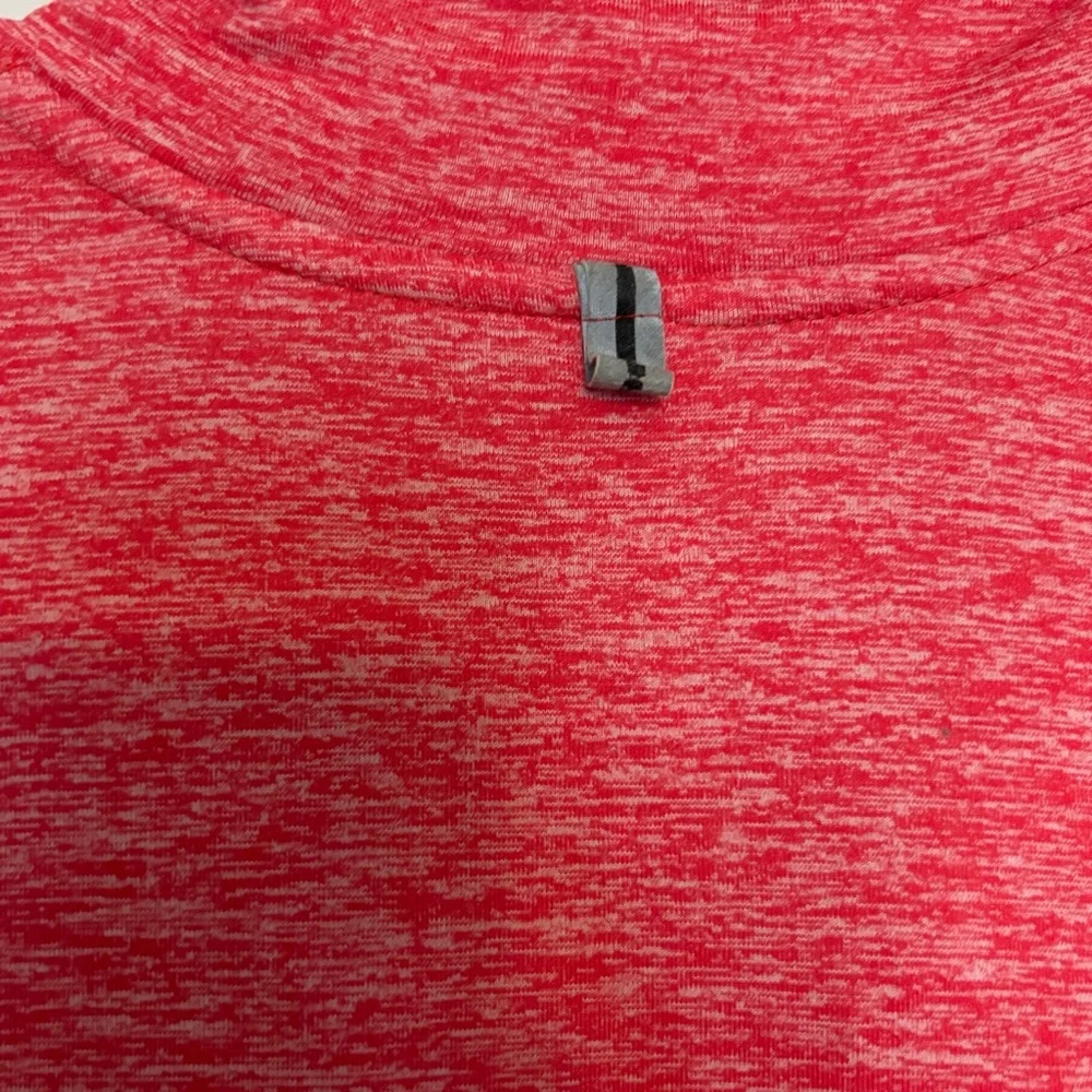 New Nike Dri-Fit Red Long Sleeve Fitted 1/4 Zipper